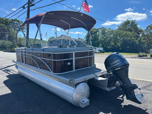 Bennington, Import USA — Foto 3 z 12