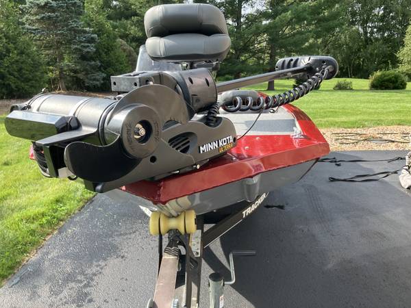 Tracker, Import USA — Foto 10 z 12