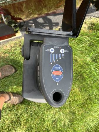 Tracker, Import USA — Foto 7 z 12