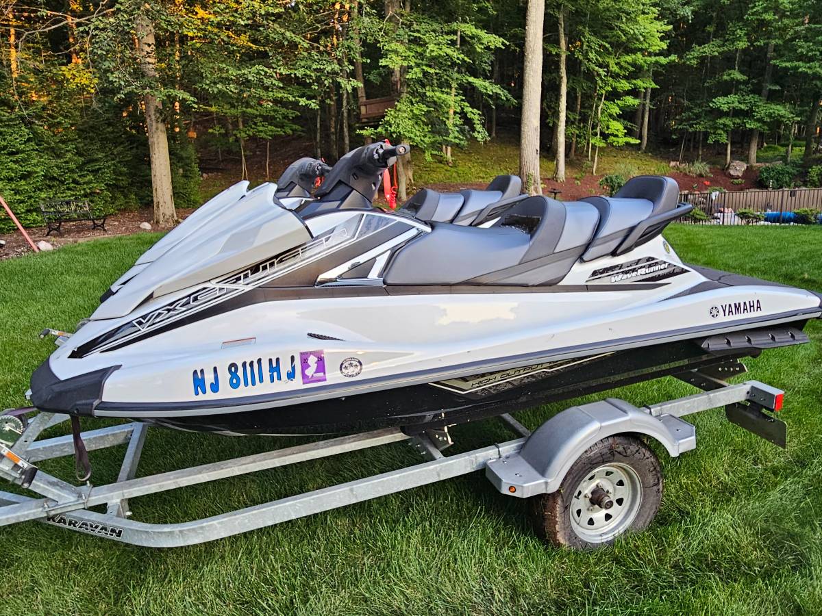 2016 Yamaha, Import USA — Foto 3 z 10