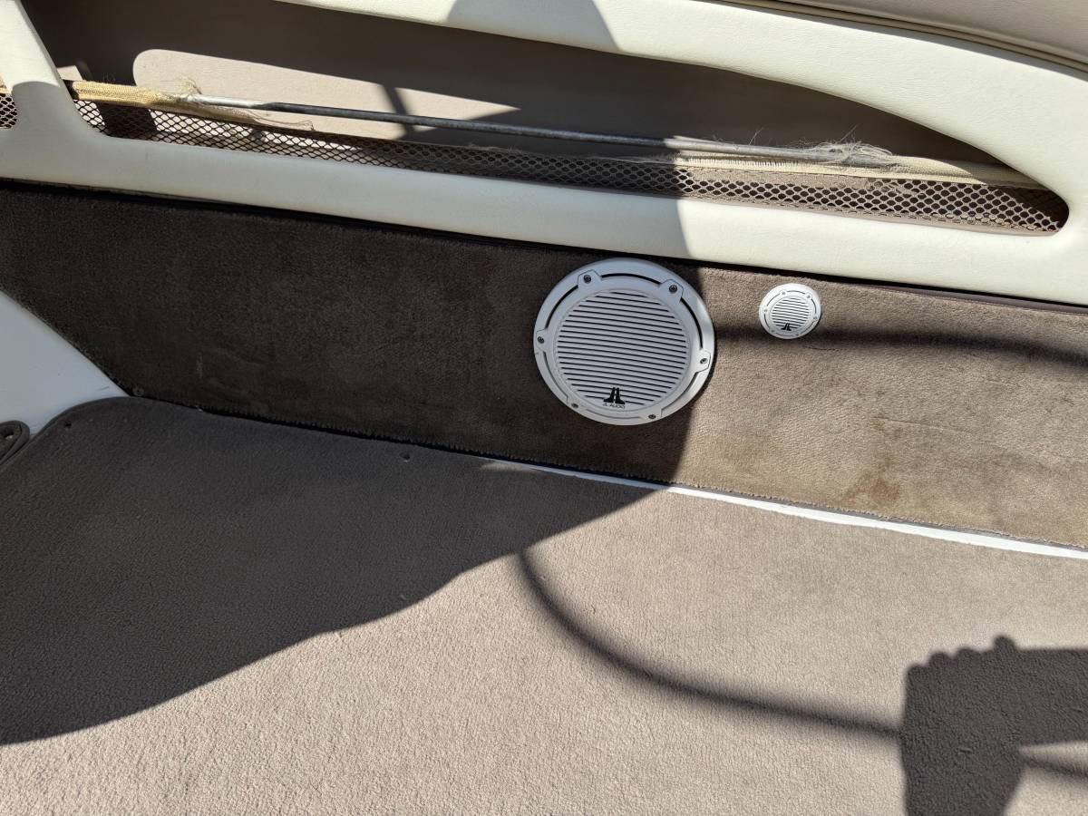 2001 Cobalt, Import USA — Foto 10 z 12