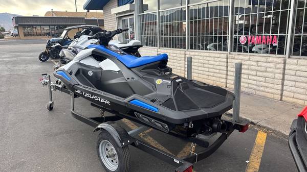 2026 Yamaha, Import USA — Foto 3 z 8