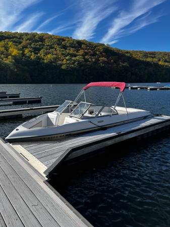 2005 MasterCraft, Import USA — Foto 1