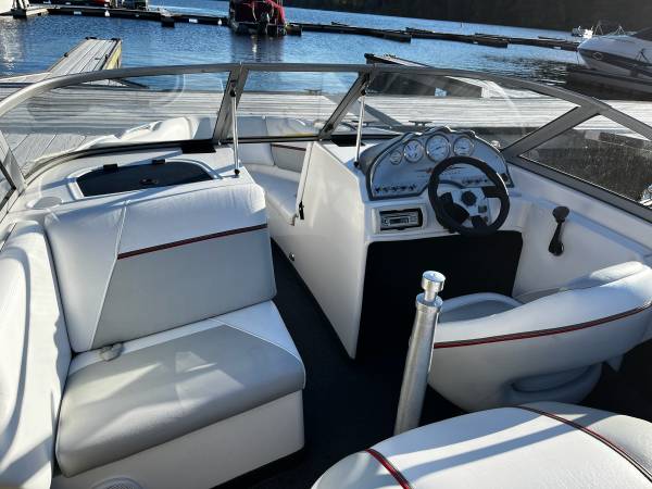 2005 MasterCraft, Import USA — Foto 4 z 12