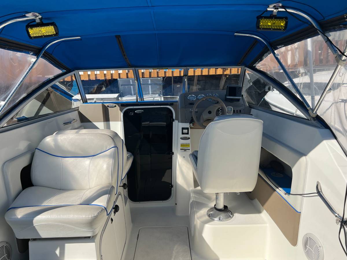 Bayliner, Import USA — Foto 5 z 12