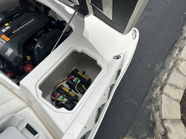 Chaparral, Import USA — Foto 7 z 12