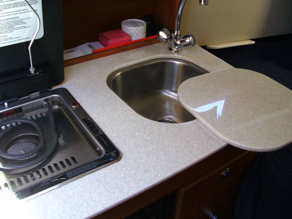 2010 Bayliner, Import USA — Foto 6 z 12