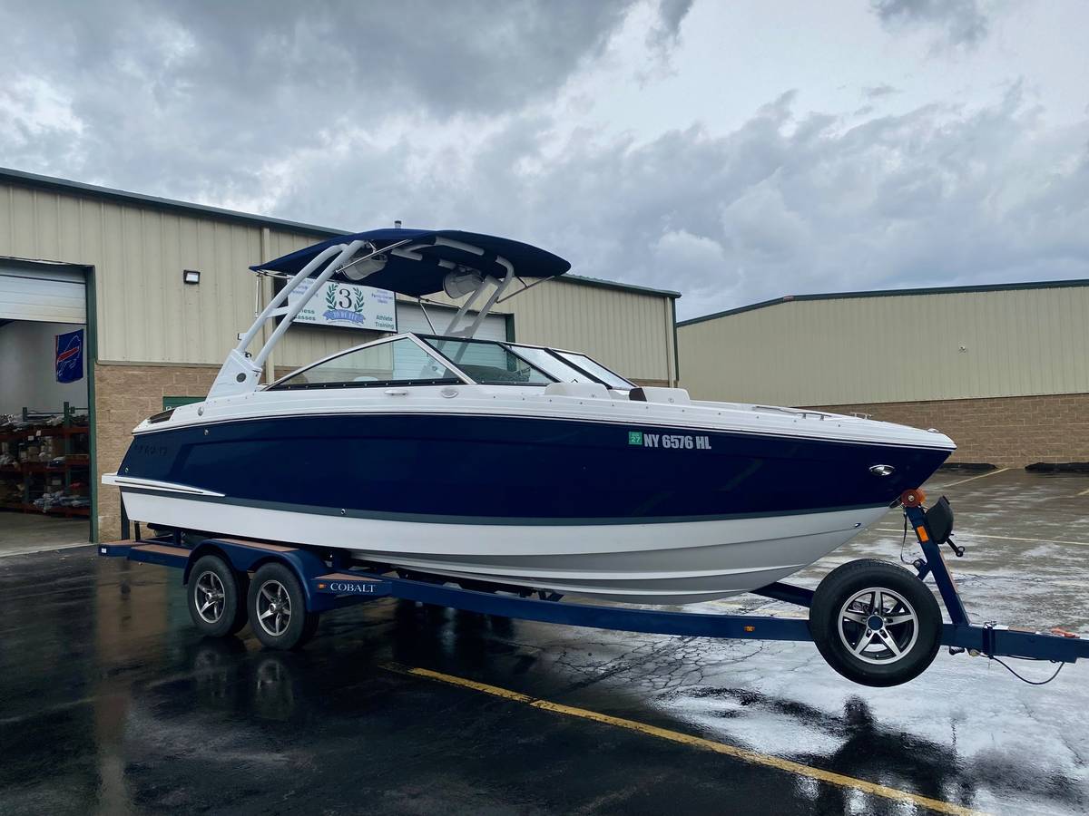 2022 Cobalt, Import USA — Foto 6 z 12