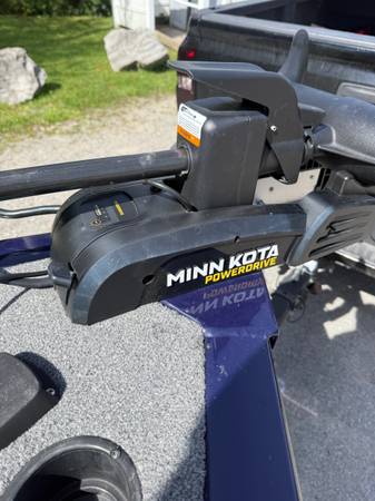 2020 Tracker, Import USA — Foto 11 z 12