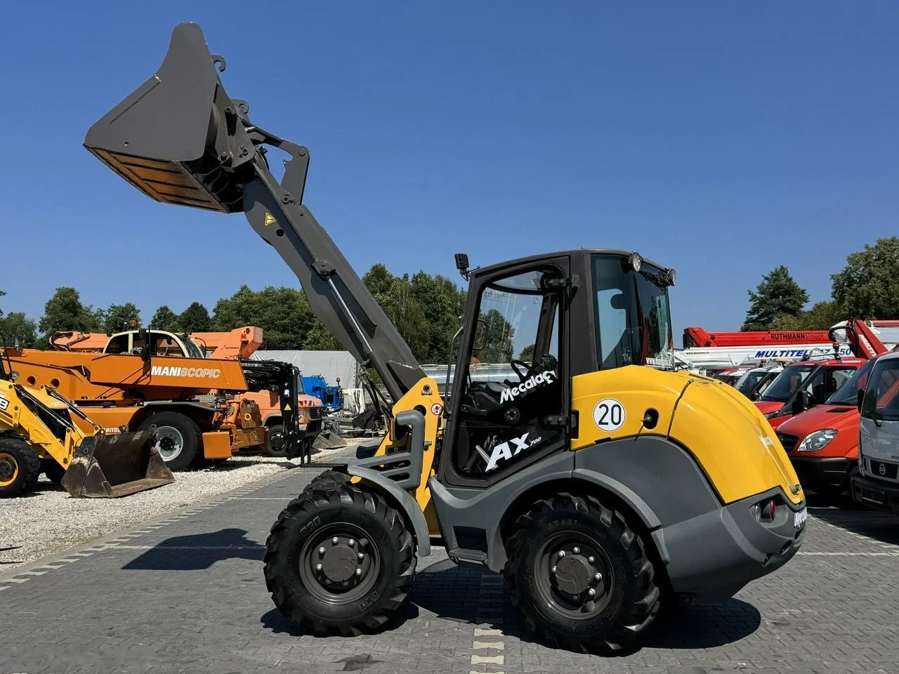2015 Mecalac AX, 9.999 mth, Import Auf Lager in der EU — Foto 12 z 24