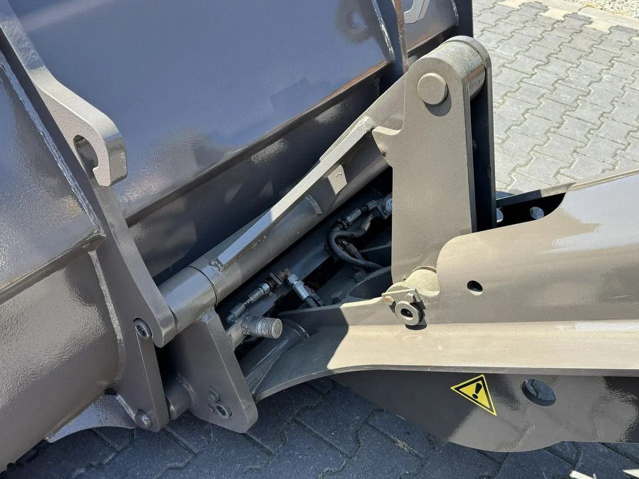 2015 Mecalac AX, 9.999 mth, Import Auf Lager in der EU — Foto 15 z 24