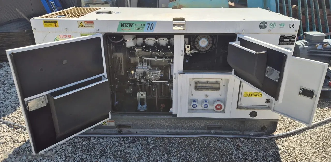 2025 INNY, Import Auf Lager in der EU — Foto 4 z 18