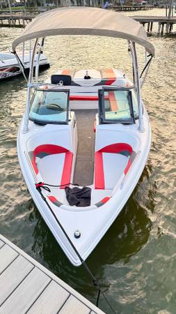 2010 MasterCraft, Import USA — Foto 2 z 12