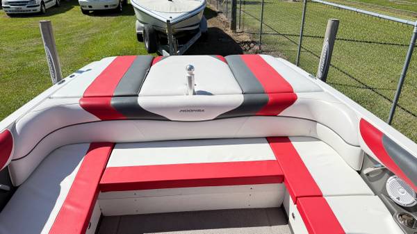 2010 MasterCraft, Import USA — Foto 8 z 12
