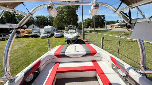 2010 MasterCraft, Import USA — Foto 9 z 12