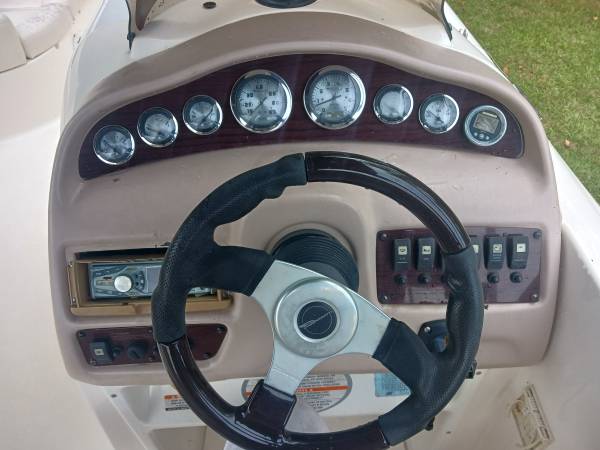2000 Chaparral, Import USA — Foto 5 z 12