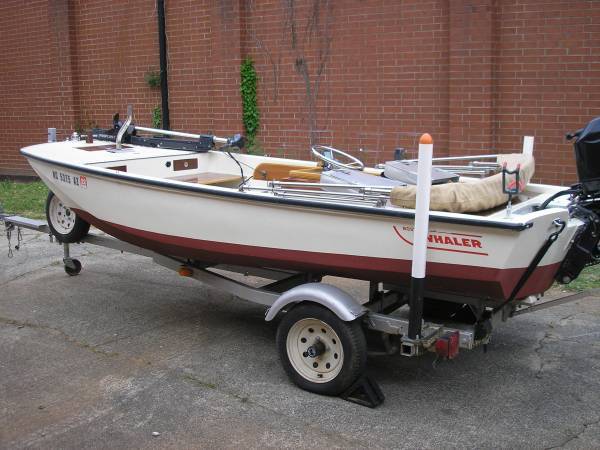 Boston Whaler, Import USA — Foto 1