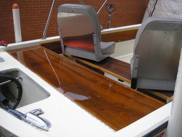 Boston Whaler, Import USA — Foto 12 z 12