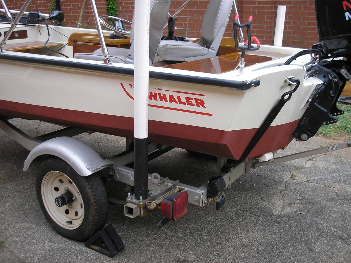 Boston Whaler, Import USA — Foto 8 z 12