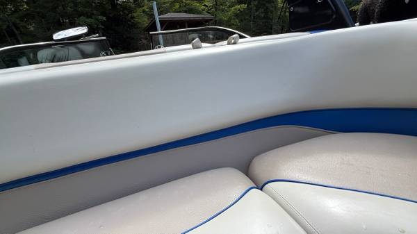 Malibu, Import USA — Foto 7 z 8