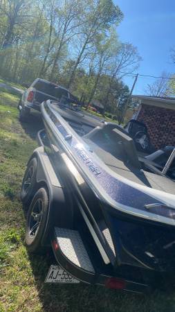 2015 Skeeter, Import USA — Foto 1