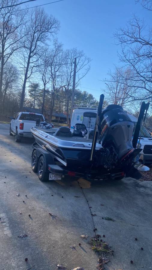 2015 Skeeter, Import USA — Foto 4 z 12