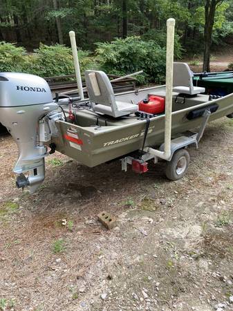 Tracker, Import USA — Foto 3 z 3