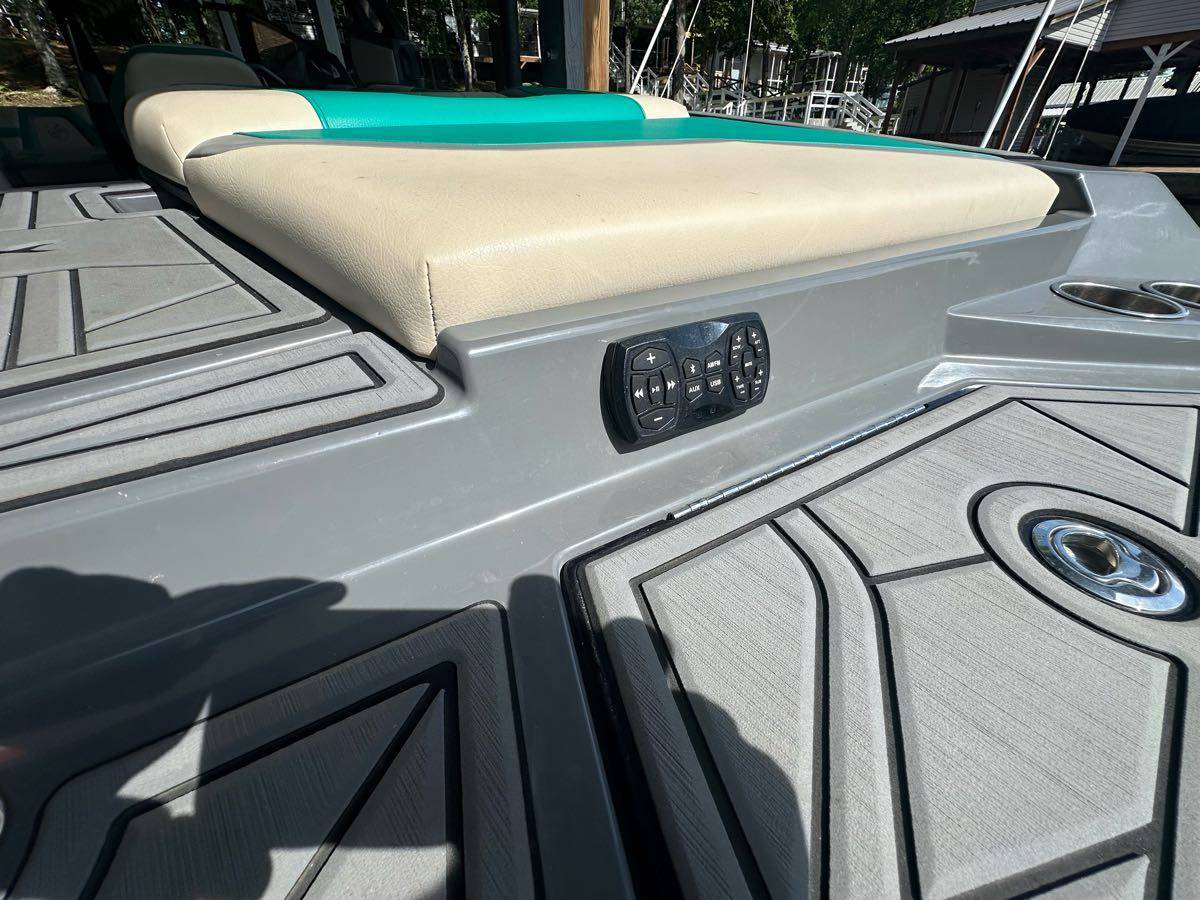 Tige, Import USA — Foto 6 z 12