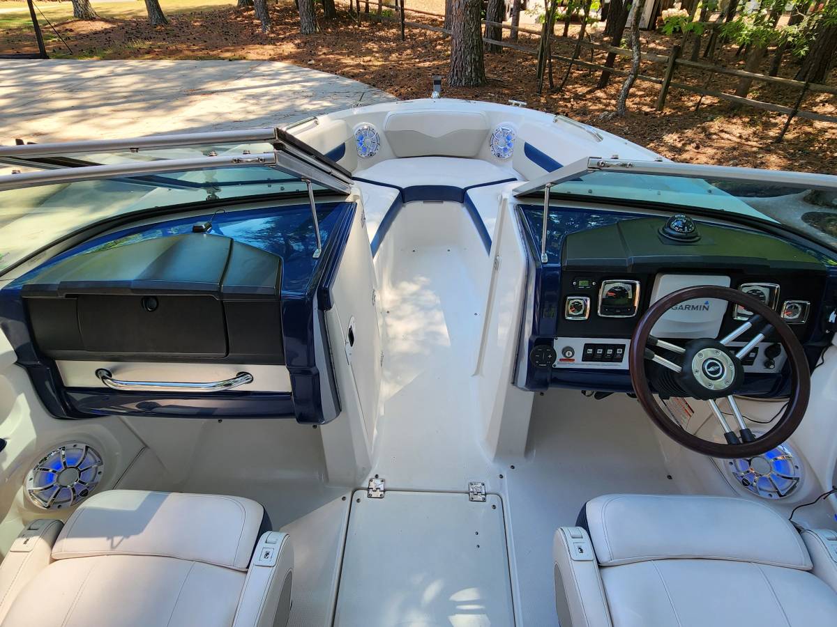 2009 Chaparral, Import USA — Foto 4 z 11