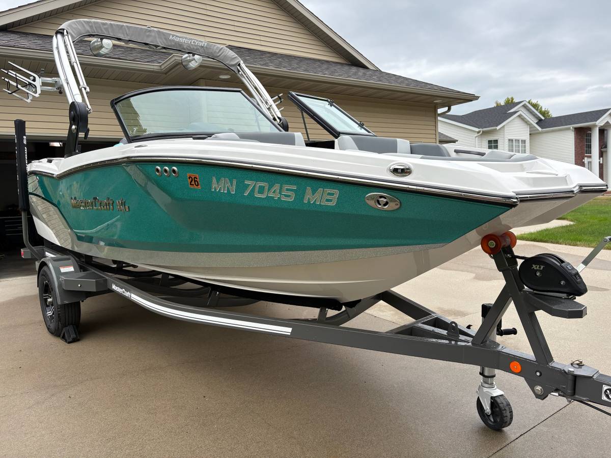 2021 MasterCraft, Import USA — Foto 3 z 12