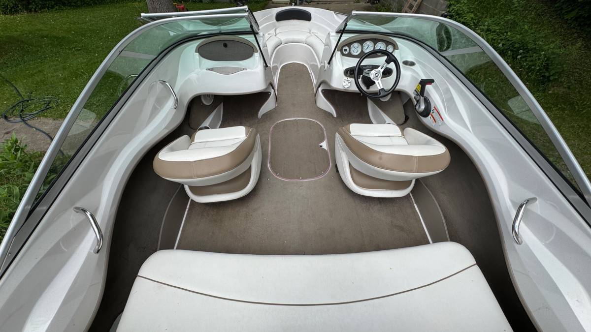 Four Winns, Import USA — Foto 4 z 6