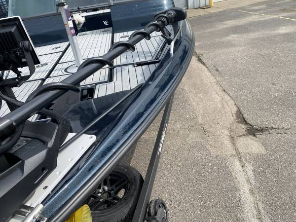 Tracker, Import USA — Foto 10 z 12