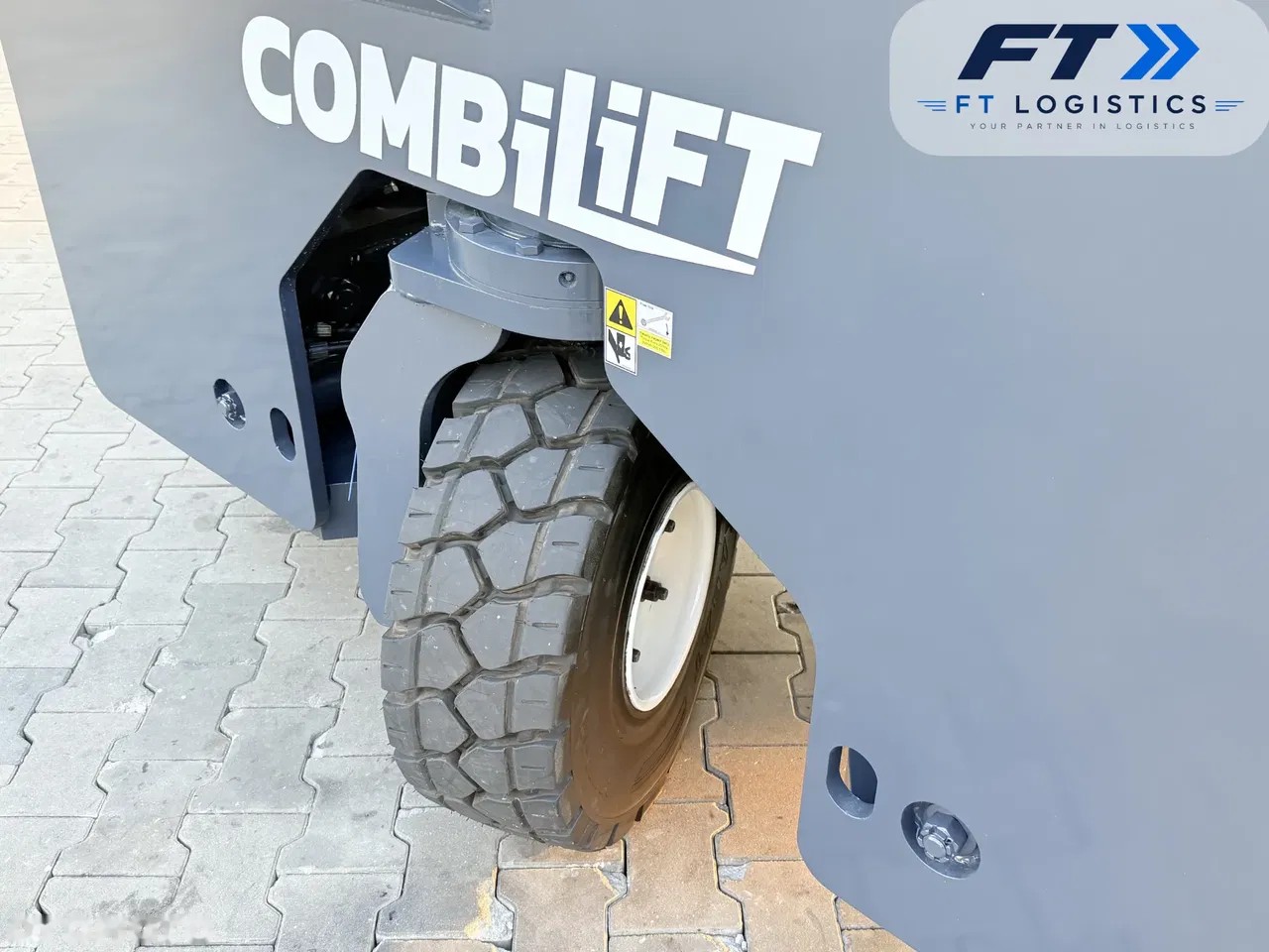 2018 Combilift WÓZEK, 5.450 mth, Import Auf Lager in der EU — Foto 8 z 24