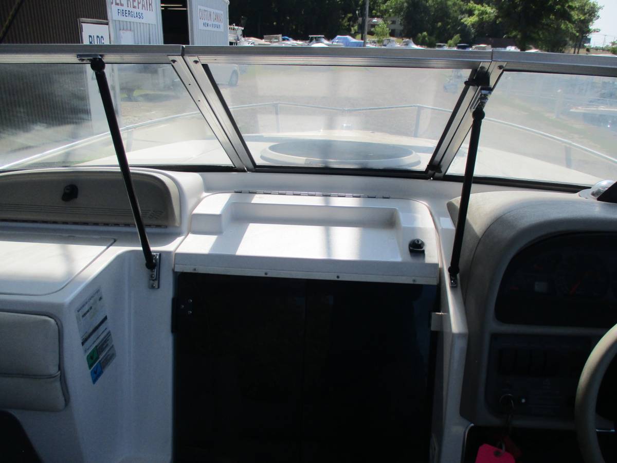 1995 Four Winns, Import USA — Foto 10 z 11