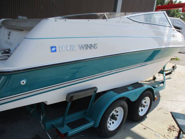 1995 Four Winns, Import USA — Foto 11 z 11