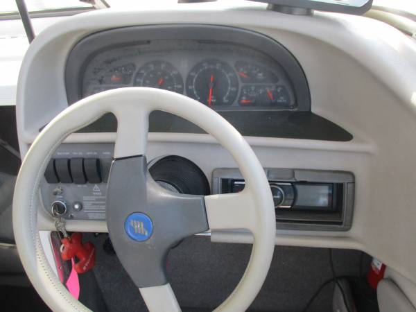 1995 Four Winns, Import USA — Foto 7 z 11