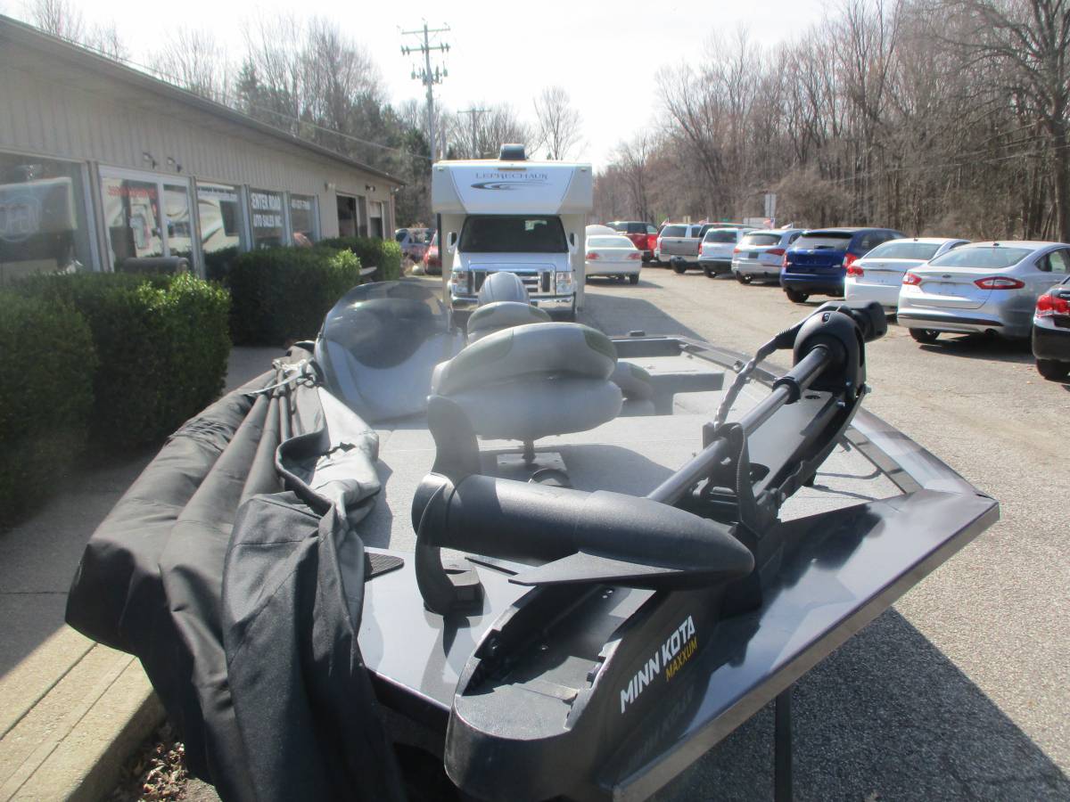 2023 Yamaha, Import USA — Foto 11 z 12