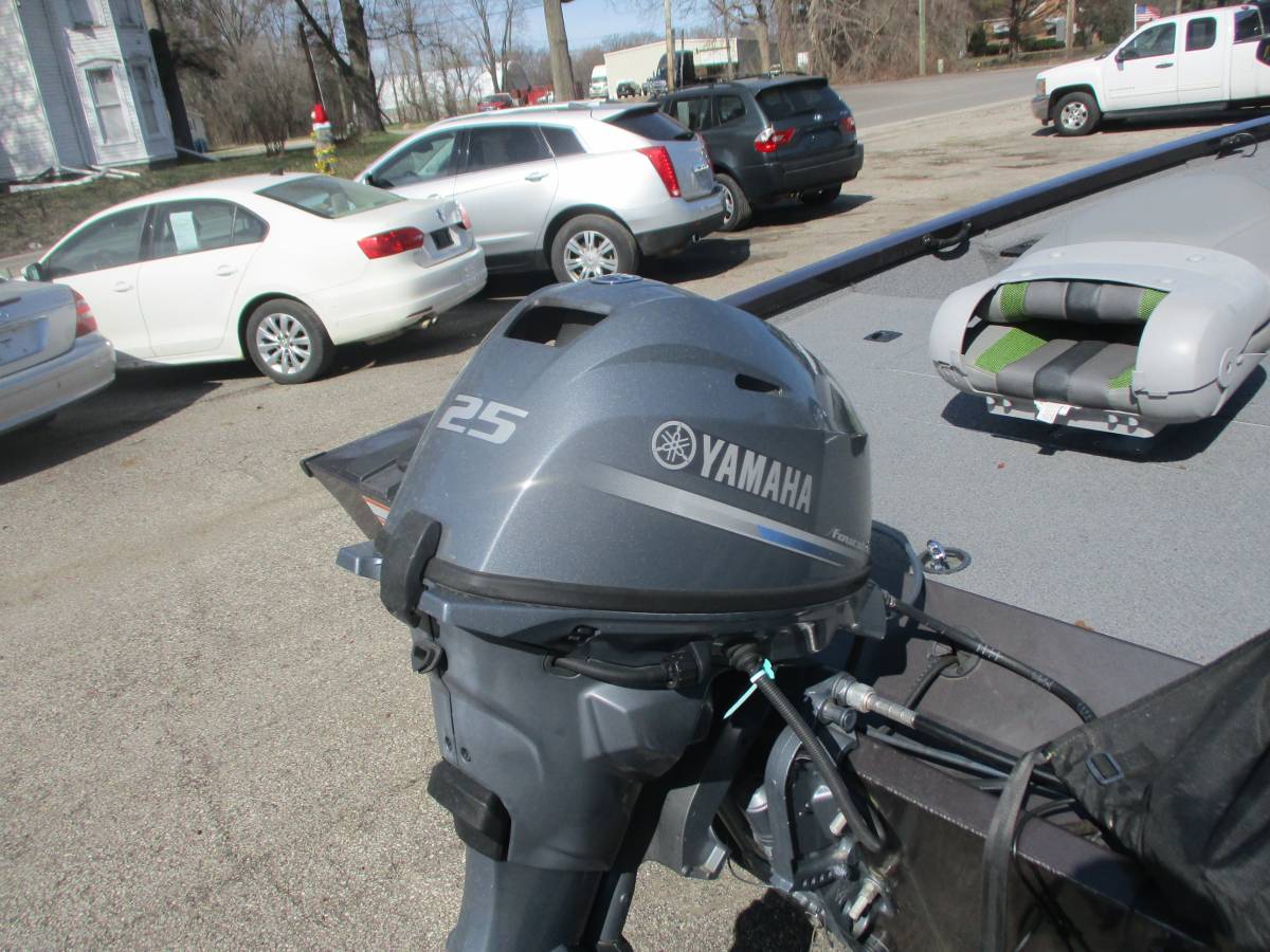 2023 Yamaha, Import USA — Foto 6 z 12