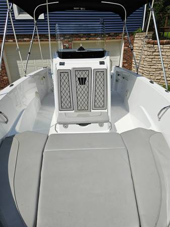 2021 Wellcraft, Import USA — Foto 2 z 12