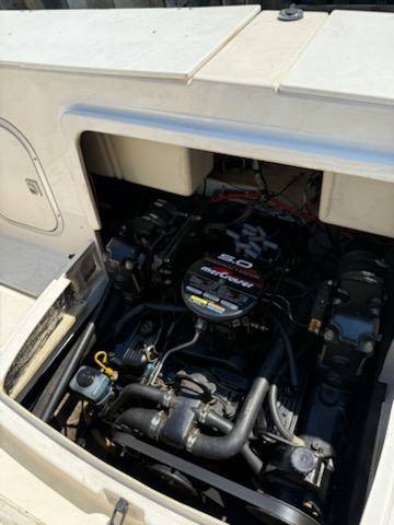 1999 Bayliner, Import USA — Foto 8 z 12