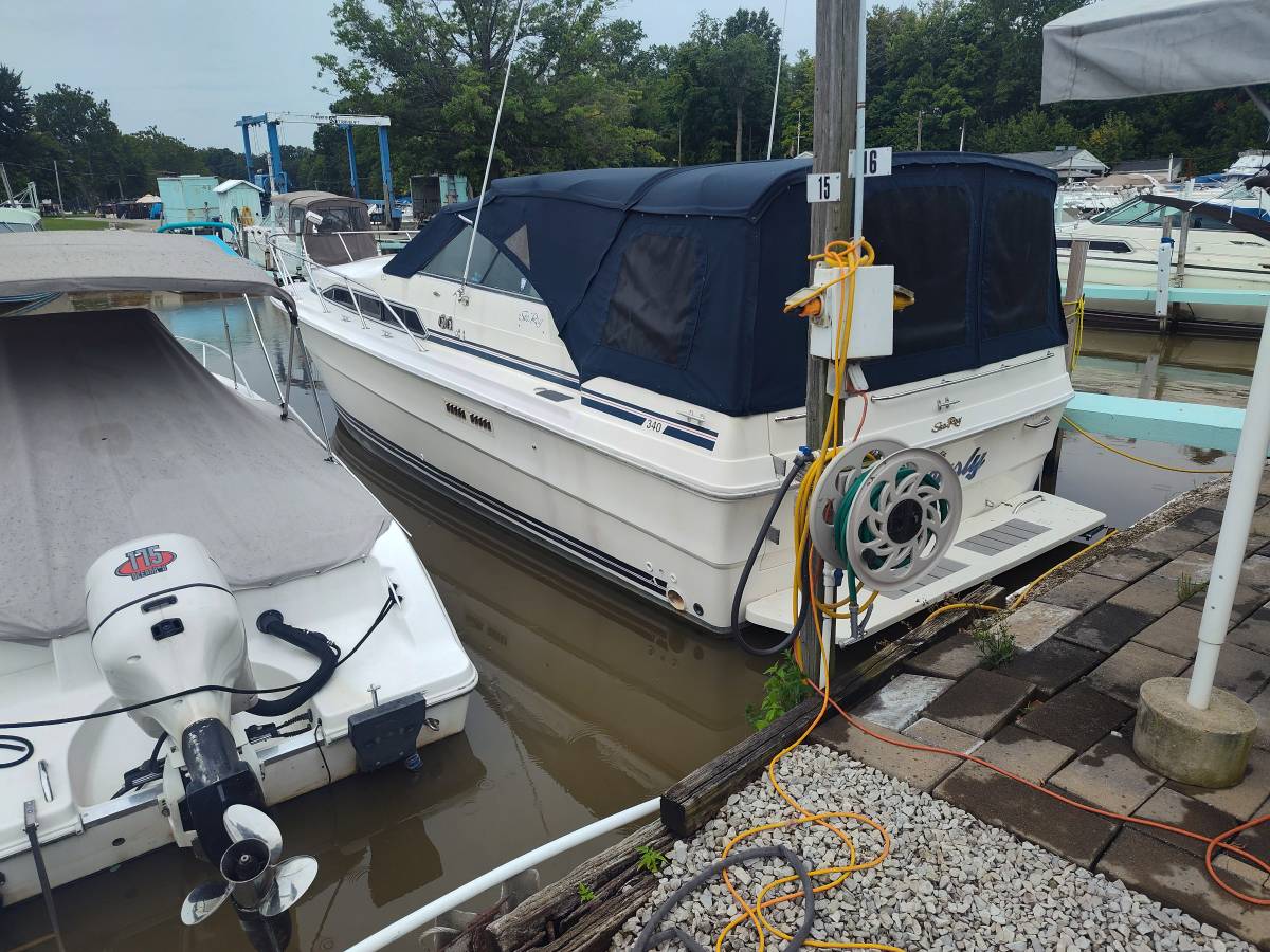 Sea Ray, Import USA — Foto 12 z 12