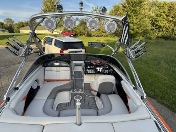 2006 MasterCraft, Import USA — Foto 8 z 12