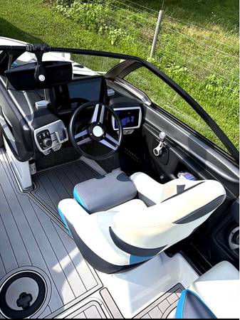 2017 Malibu, Import USA — Foto 12 z 12