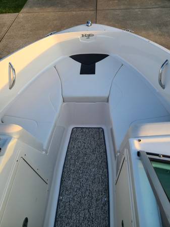 2016 Chaparral, Import USA — Foto 11 z 12