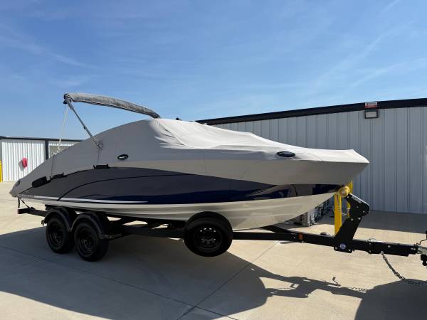 2020 Yamaha, Import USA — Foto 2 z 12