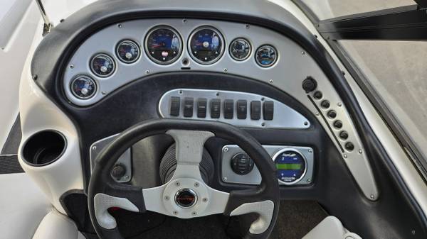 2003 Tige, Import USA — Foto 9 z 10