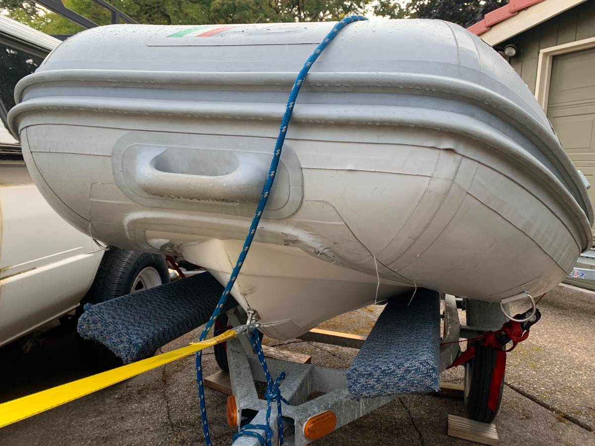 AB 8 VS Inflatable RIB, Import USA — Foto 4 z 7