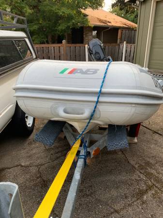 AB 8 VS Inflatable RIB, Import USA — Foto 7 z 7