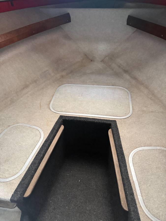 Bayliner, Import USA — Foto 5 z 8