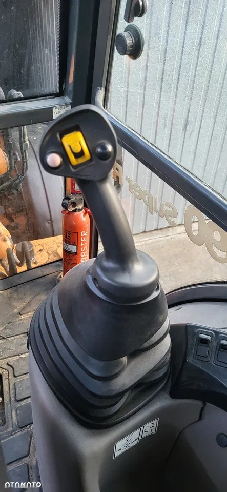 2008 Case 590SR, 5.542 mth, Import Auf Lager in der EU — Foto 4 z 11